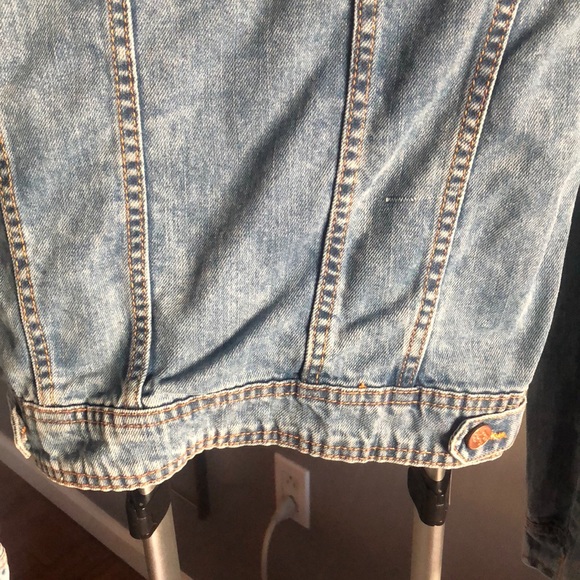 ✅SOLD✅Zara denim jacket - Picture 7 of 8